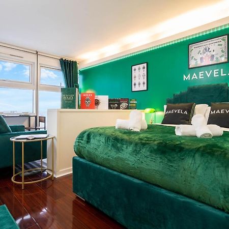 Maevela Apartments - Top Floor Rolex Themed Studio Apt Inside The Cube, Mailbox - Free Netflix & Wifi Birmingham Esterno foto