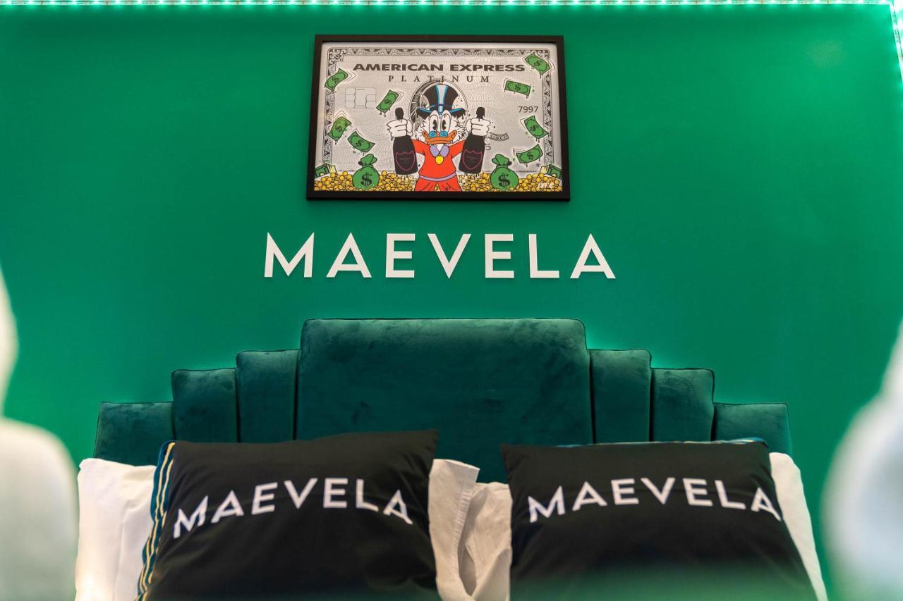 Maevela Apartments - Top Floor Rolex Themed Studio Apt Inside The Cube, Mailbox - Free Netflix & Wifi Birmingham Esterno foto