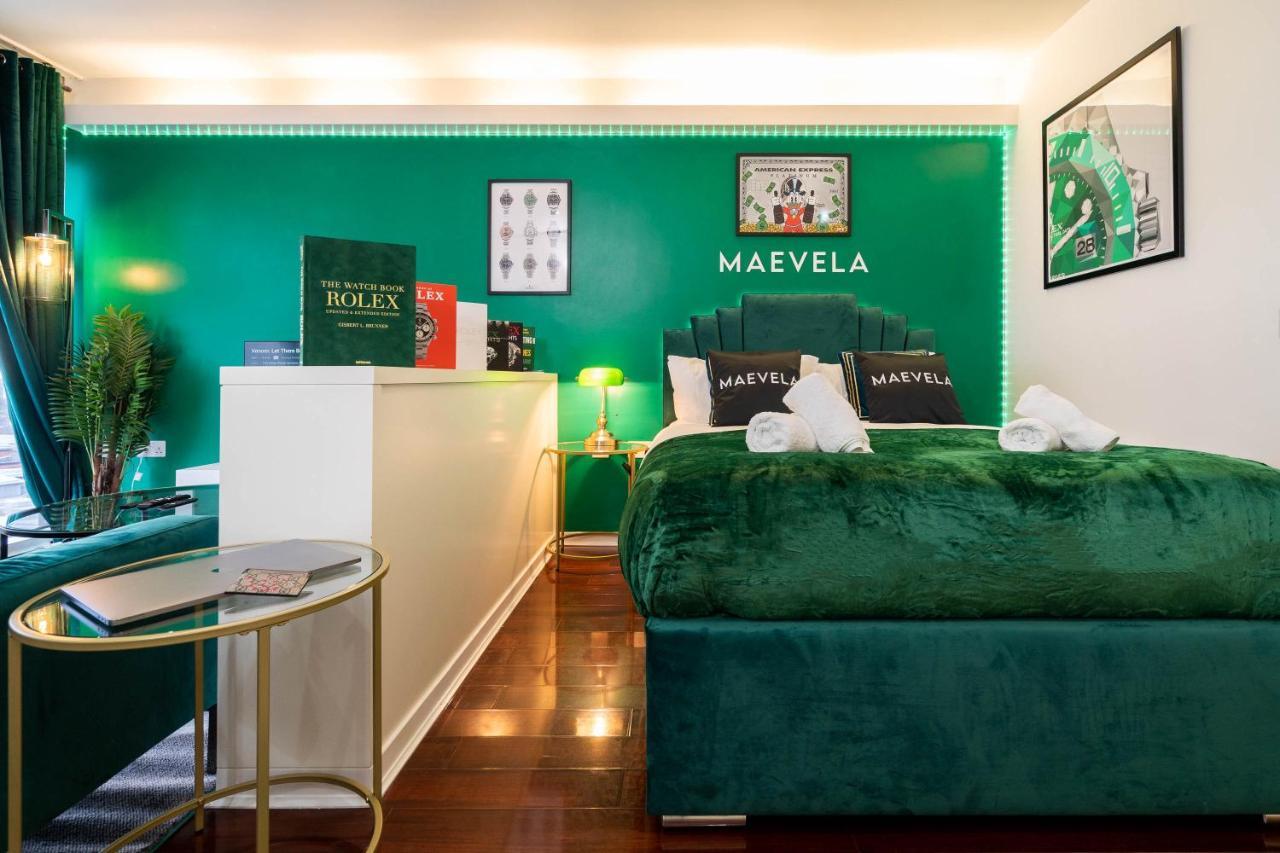 Maevela Apartments - Top Floor Rolex Themed Studio Apt Inside The Cube, Mailbox - Free Netflix & Wifi Birmingham Esterno foto